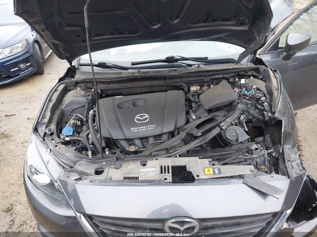 Продажа на аукционе авто 2016 Mazda Mazda3 I Sport, vin: 3MZBM1J74GM289550, номер лота: 44525742
