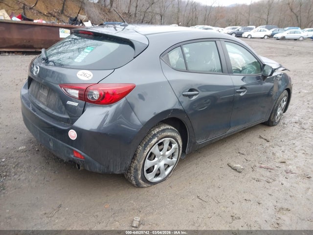 Продажа на аукционе авто 2016 Mazda Mazda3 I Sport, vin: 3MZBM1J74GM289550, номер лота: 44525742