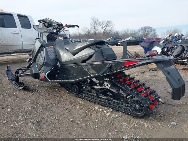 Polaris Indy 800 Rmk 2020 SN1EDP8R1LC717402 Image 3
