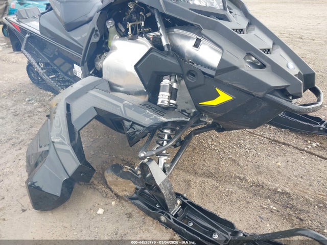 Polaris Indy 800 Rmk 2020 SN1EDP8R1LC717402 Image 6