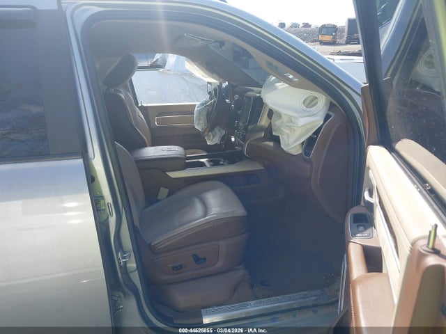 Продажа на аукционе авто 2020 Ram 2500 Laramie  4x4 6'4 Box, vin: 3C6UR5FL5LG251965, номер лота: 44525855
