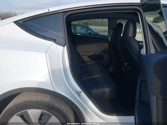 2024 TESLA MODEL Y 7SAYGDEE5RA273511 Photo 7