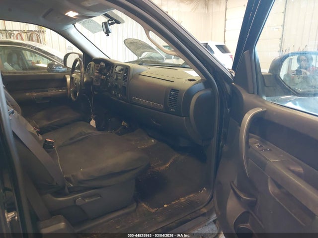 44525963 :رقم المزاد ، 1GTR2VE33BZ403499 vin ، 2011 Gmc Sierra 1500 Sle مزاد بيع