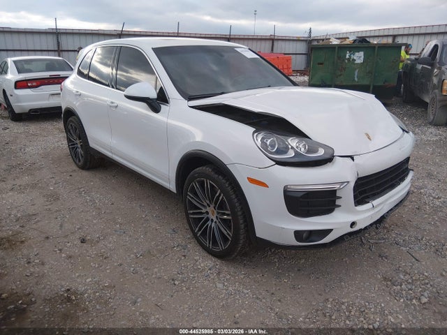 2016 PORSCHE CAYENNE WP1AA2A25GLA05215 Photo 0