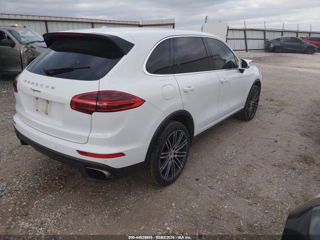 2016 PORSCHE CAYENNE WP1AA2A25GLA05215 Photo 3