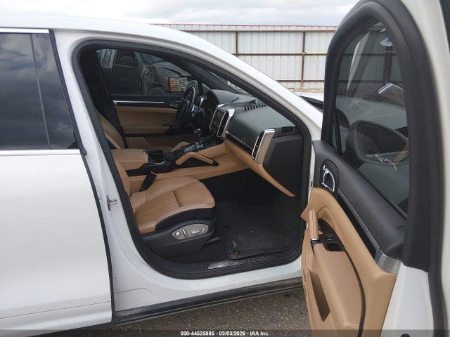 2016 PORSCHE CAYENNE WP1AA2A25GLA05215 Photo 4
