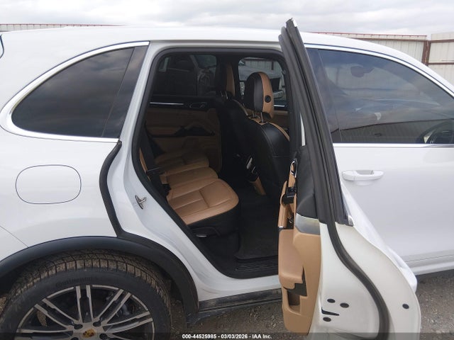 2016 PORSCHE CAYENNE WP1AA2A25GLA05215 Photo 7