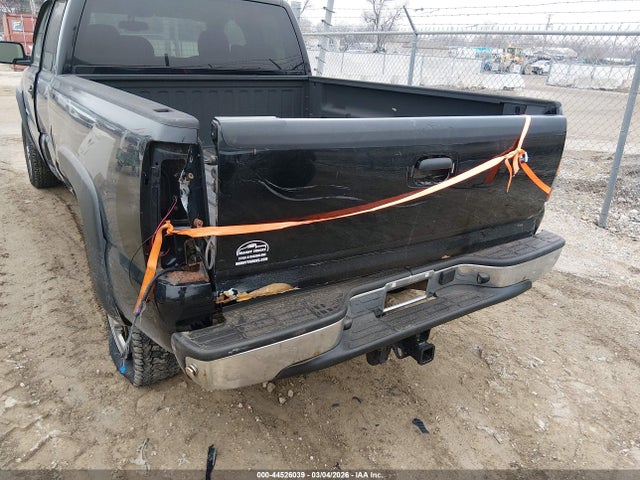 Продажа на аукционе авто 2004 Gmc Sierra 2500hd Sle, vin: 1GTHK29U84E227332, номер лота: 44526039