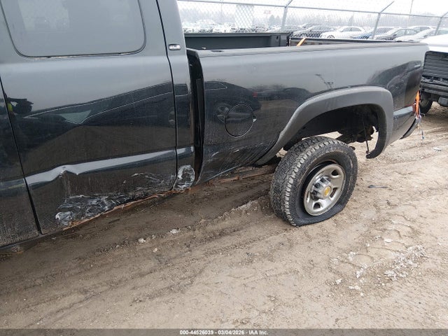 Продажа на аукционе авто 2004 Gmc Sierra 2500hd Sle, vin: 1GTHK29U84E227332, номер лота: 44526039