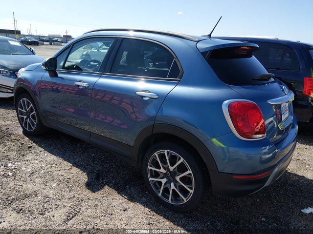 2017 Fiat 500x Trekking Fwd მანქანა იყიდება აუქციონზე, vin: ZFBCFXCBXHP599027, აუქციონის ნომერი: 44526054