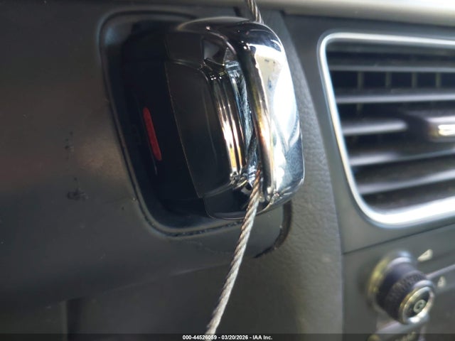 2011 AUDI A4 WAUFFAFL2BN023718 Photo 10