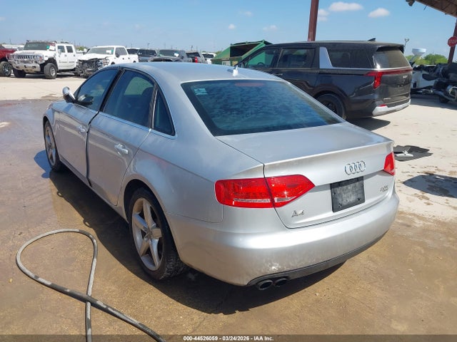 2011 AUDI A4 WAUFFAFL2BN023718 Photo 2