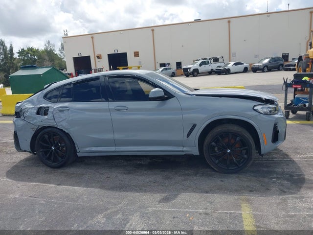 44526064 :رقم المزاد ، 5UX33DT01R9X29946 vin ، 2024 Bmw X4 Xdrive30i مزاد بيع