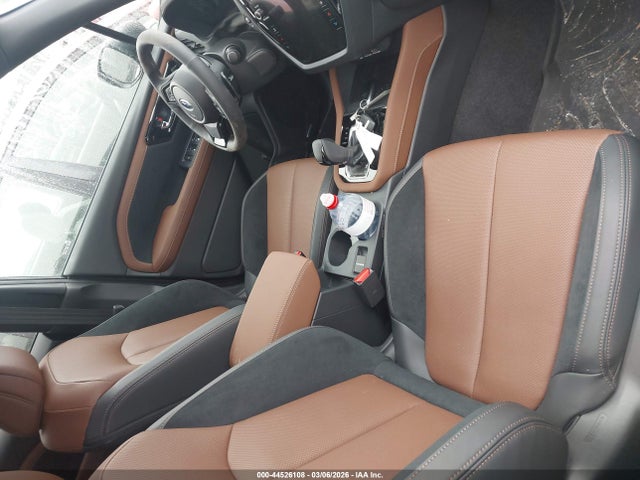 44526108 :رقم المزاد ، JF2SLSTD9SH438242 vin ، 2025 Subaru Forester Touring Hybrid مزاد بيع