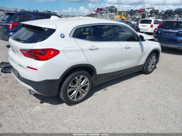 2018 BMW X2 WBXYJ5C36JEF75362 Photo 3