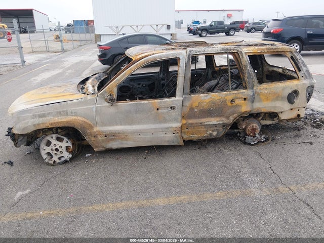 Продаж на аукціоні авто 2000 Jeep Grand Cherokee Laredo, vin: 1J4GW48S0YC405452, номер лоту: 44526145