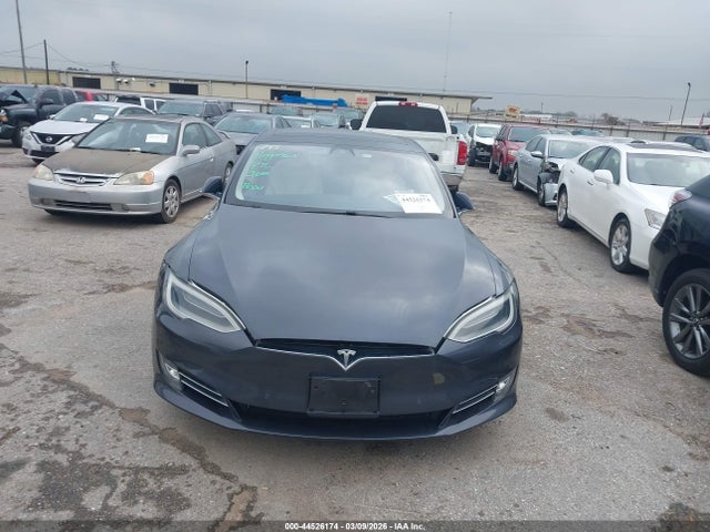 Aukcja sprzedaży 2018 Tesla Model S, vin: 5YJSA1E26JF293279, numer aukcji: 44526174