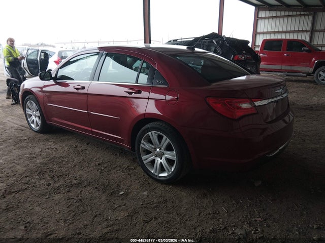 Продажа на аукционе авто 2013 Chrysler 200 Touring, vin: 1C3CCBBB6DN714730, номер лота: 44526177