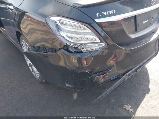 44526194 :رقم المزاد ، 55SWF4KB5FU026388 vin ، 2015 Mercedes-benz C 300 Sport 4matic مزاد بيع