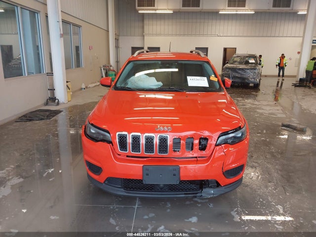 2021 Jeep Cherokee Latitude Fwd მანქანა იყიდება აუქციონზე, vin: 1C4PJLCB7MD204268, აუქციონის ნომერი: 44526211