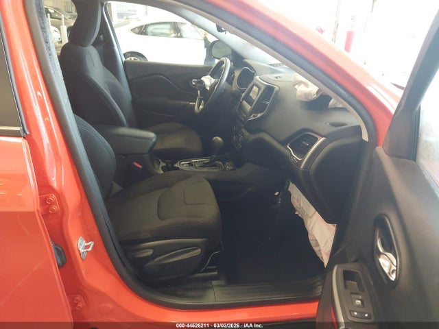 2021 JEEP CHEROKEE 1C4PJLCB7MD204268 Photo 4