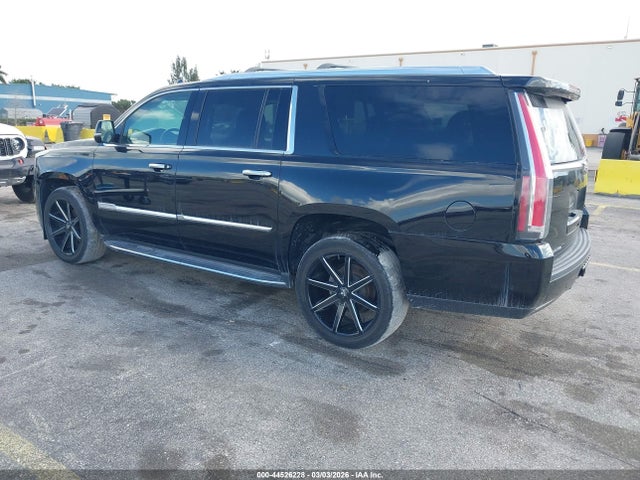 2018 CADILLAC ESCALADE 1GYS4HKJXJR160816 Photo 2