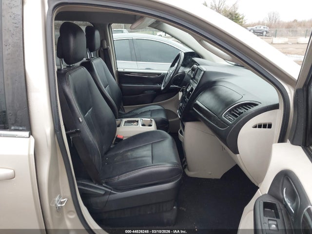 44526248 :رقم المزاد ، 2C4RC1BG1DR759167 vin ، 2013 Chrysler Town & Country Touring مزاد بيع