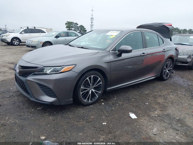 Продажа на аукционе авто 2018 Toyota Camry Se, vin: 4T1B11HKXJU023227, номер лота: 44526299