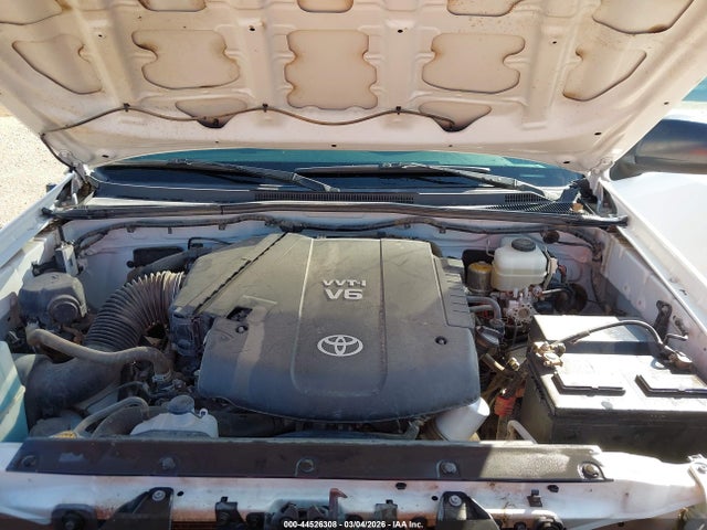 Toyota Tacoma Base V6 2014 5TFLU4EN6EX100633 Image 10