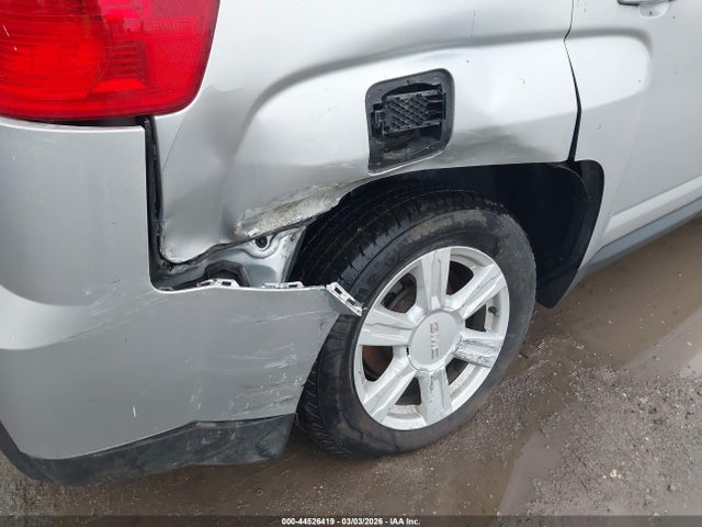 44526419 :رقم المزاد ، 2GKALMEKXF6334845 vin ، 2015 Gmc Terrain Sle-1 مزاد بيع