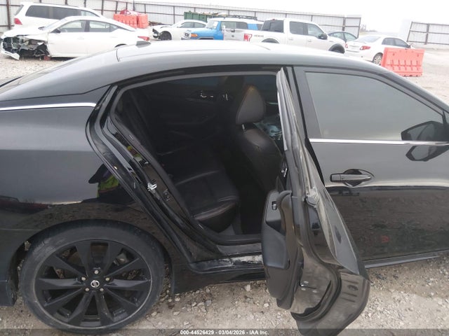 2022 Nissan Maxima Sr Xtronic Cvt მანქანა იყიდება აუქციონზე, vin: 1N4AA6EV3NC507785, აუქციონის ნომერი: 44526429