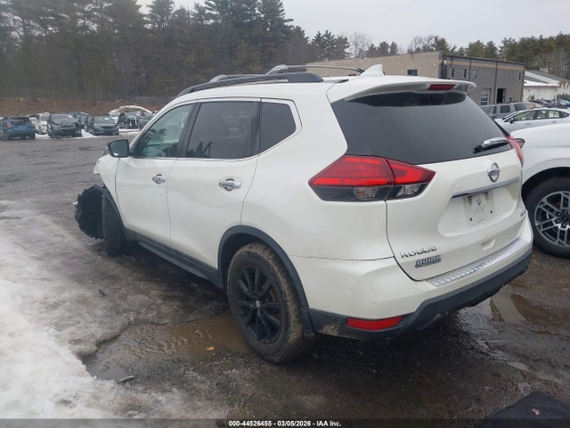 2017 NISSAN ROGUE 5N1AT2MV9HC817048 Photo 2