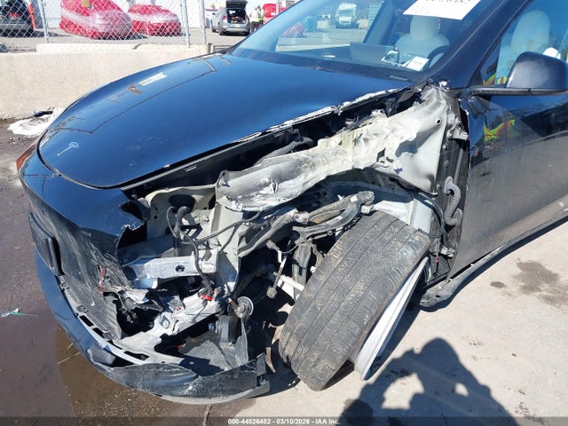 Aukcja sprzedaży 2024 Tesla Model Y Long Range Dual Motor All-wheel Drive, vin: 7SAYGAEE5RF983185, numer aukcji: 44526482