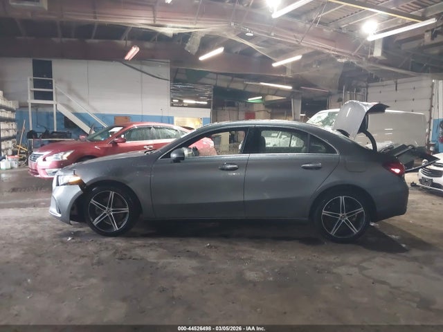 Aukcja sprzedaży 2022 Mercedes-benz A 220 4matic, vin: W1K3G4FBXNJ367729, numer aukcji: 44526498