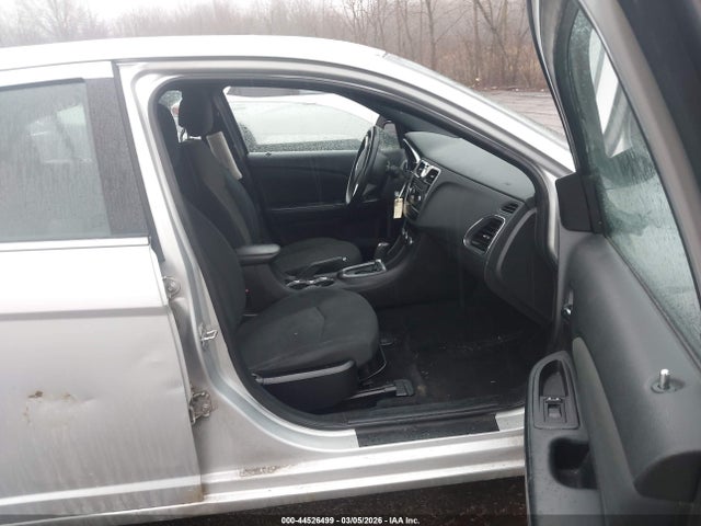 Продажа на аукционе авто 2011 Chrysler 200 Touring, vin: 1C3BC1FB8BN545081, номер лота: 44526499