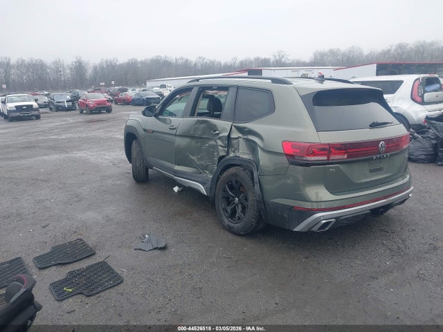 Продажа на аукционе авто 2025 Volkswagen Atlas 2.0t Peak Edition, vin: 1V2CR2CA4SC502321, номер лота: 44526518
