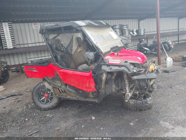 1HFVE04B3M4501603 Honda Sxs1000 M3