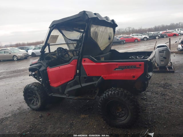 1HFVE04B3M4501603 Honda Sxs1000 M3