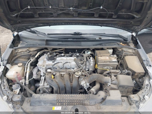 44526526 :رقم المزاد ، 5YFEPMAE3MP235801 vin ، 2021 Toyota Corolla Le مزاد بيع