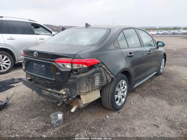 44526526 :رقم المزاد ، 5YFEPMAE3MP235801 vin ، 2021 Toyota Corolla Le مزاد بيع