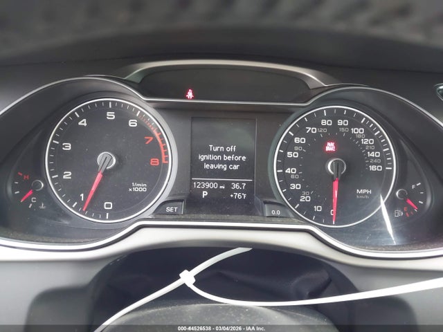 44526538 :رقم المزاد ، WAUEFAFL5DN009889 vin ، 2013 Audi A4 2.0t Premium مزاد بيع