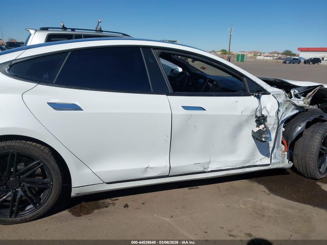 44526540 :رقم المزاد ، 5YJSA1E28MF427245 vin ، 2021 Tesla Model S Long Range Dual Motor All-wheel Drive/long Range Plus Dual Motor All-wheel Drive مزاد بيع