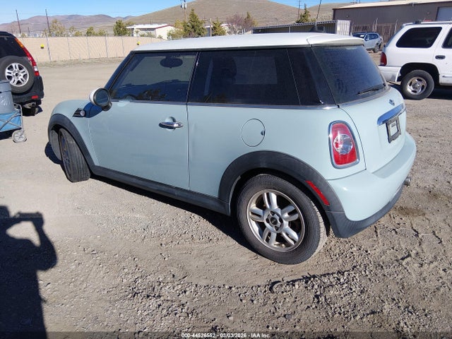 2013 MINI HARDTOP WMWSU3C56DT544283 Photo 2