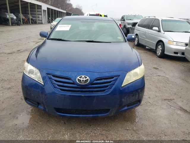 2008 Toyota Camry Le მანქანა იყიდება აუქციონზე, vin: 4T4BE46KX8R029179, აუქციონის ნომერი: 44526553