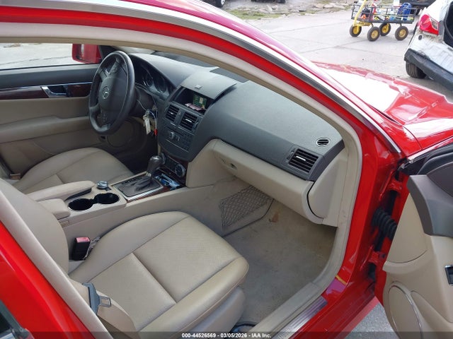 Продажа на аукционе авто 2010 Mercedes-benz C 300 Luxury/sport, vin: WDDGF5EB8AR094331, номер лота: 44526569