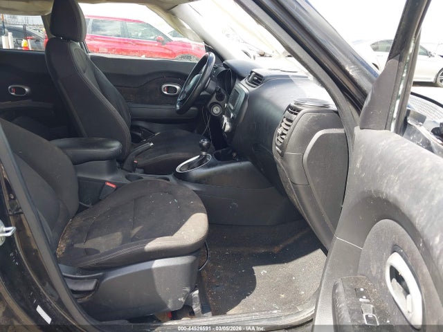 2018 Kia Soul მანქანა იყიდება აუქციონზე, vin: KNDJN2A26J7907443, აუქციონის ნომერი: 44526591