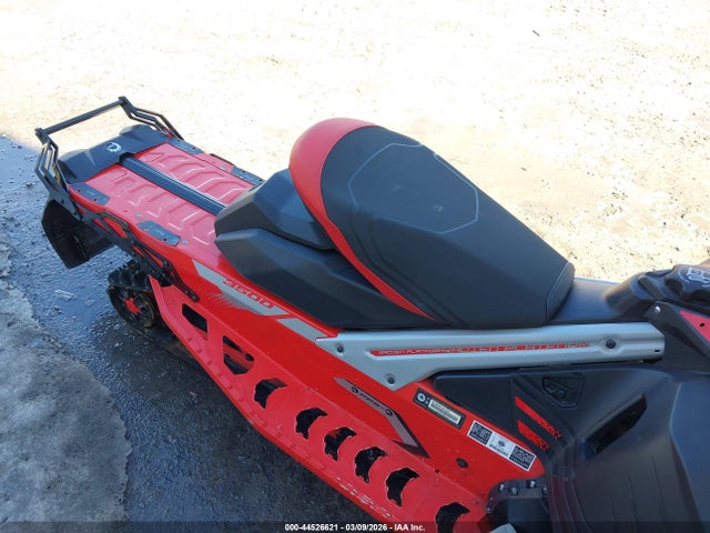 Lynx Snowmobile 2022 YH2LSUNK7NR001379 Image 8