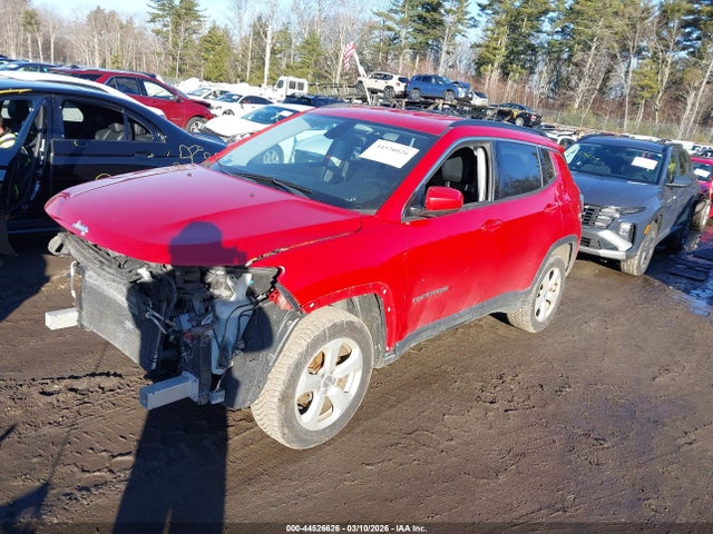 Jeep Compass Latitude 4x4 2018 3C4NJDBBXJT113399 Image 2
