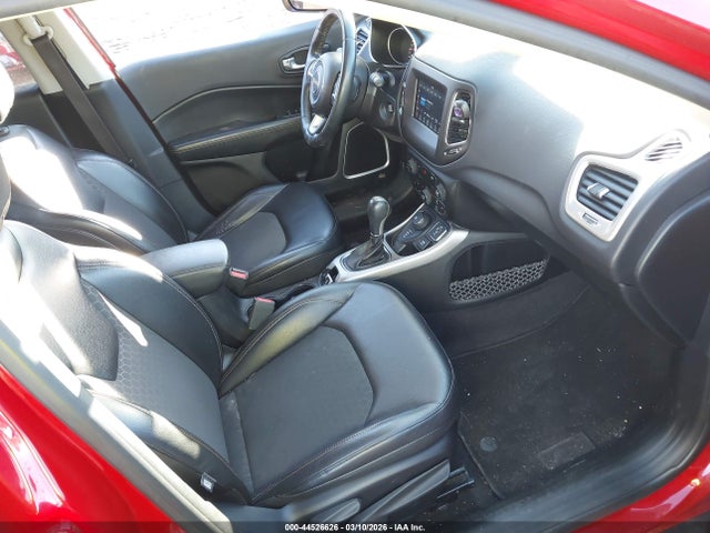 Jeep Compass Latitude 4x4 2018 3C4NJDBBXJT113399 Image 5