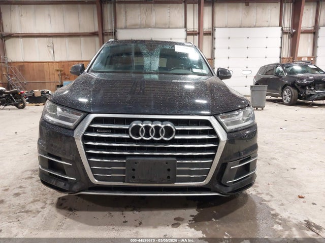 44526670 :رقم المزاد ، WA1AHAF73KD027366 vin ، 2019 Audi Q7 45 Premium/45 Se Premium مزاد بيع